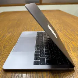 Apple MacBook Pro 2018 (Used) Intel Core i5 8/512 | 261 Cycles | Space Grey - Code: RNMB0019 5