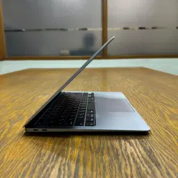 Apple MacBook Air 2020 (Used) Intel Core i3 8/256 | 567 Cycles | Space Grey - Code: RNMB0022 4