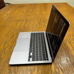 Apple MacBook Pro 2020 (Used) Apple M1 Chip 8/256 | 408 Cycles | Grey - Code: RNMB0046 4