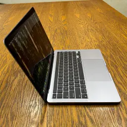 Apple MacBook Pro 2020 (Used) Apple M1 Chip 8/256 | 122 Cycles | Grey - Code: RNMB0044 3