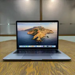 Apple MacBook Pro 2019 (Used) Intel Core i5 8/256 | 113 Cycles | Space Grey - Code: RNMB0021 2