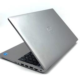 Dell Latitude 5520 | i5-11th Gen | 16GB RAM | 256GB SSD | 15.6" Display 2